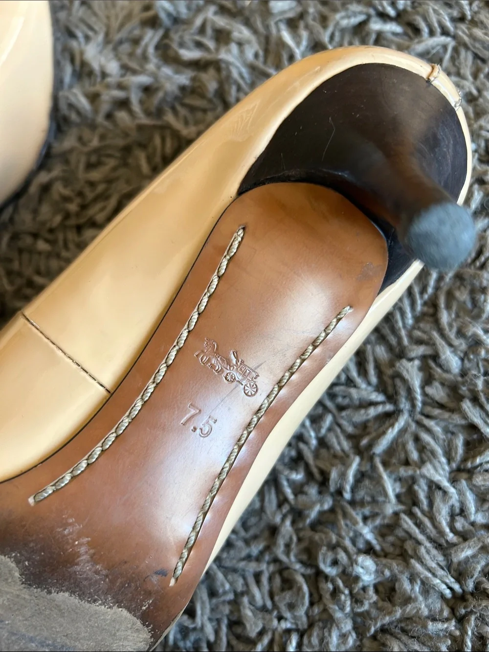 Coach FG1479 Beechwood Patent Leather Pointed Toe Pumps Size 7.5